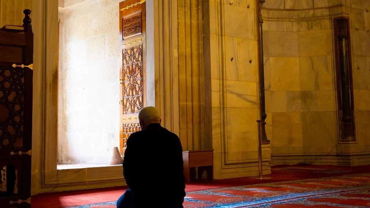 Kur’an’da ve Hz. Muhammed’in Sünnetinde Namaz